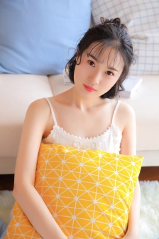 扒开内裤边吃奶XXOO网站